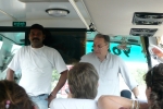 poonai-bus